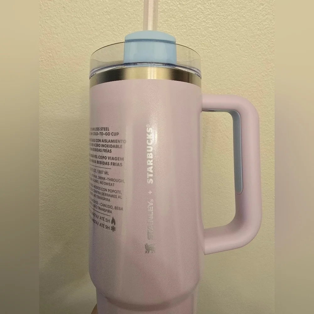 NWT Starbucks X Stanley LATAM Holiday 2025 Limited Edition Tumbler 30 Oz